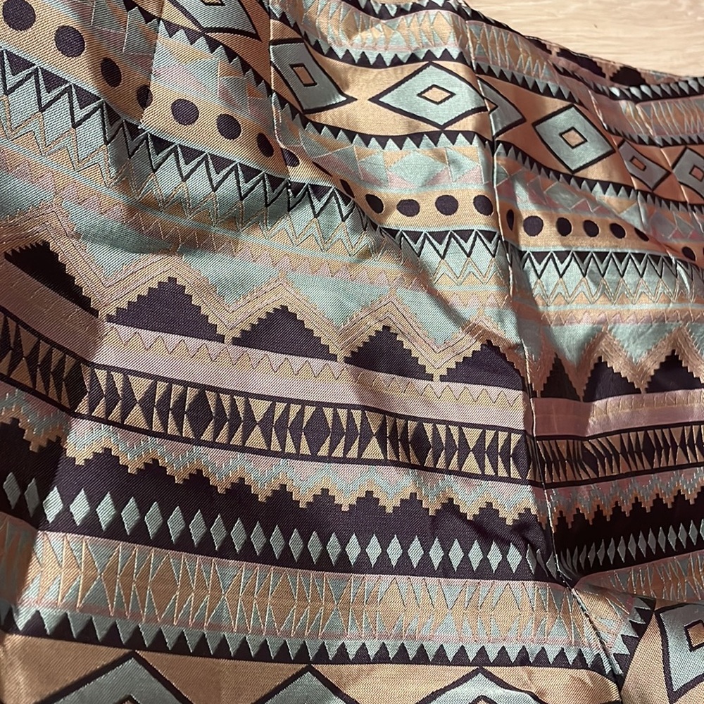 Aztec Print Short - Picture 3 of 3